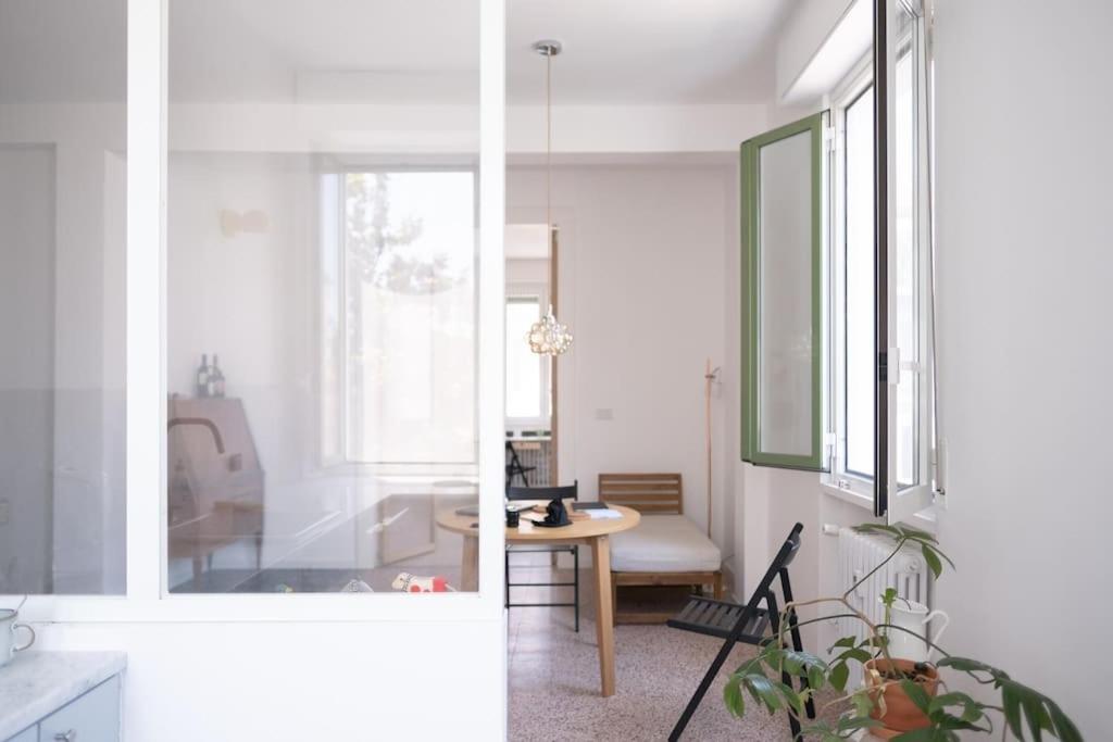 Trilocale Minimal Sui Navigli Appartement *